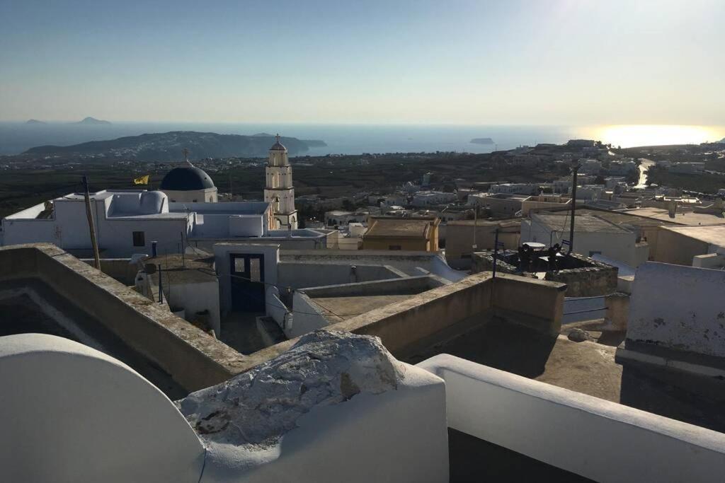 Willa Santorini Folia Cave House With Jacuzzi Pýrgos Zewnętrze zdjęcie